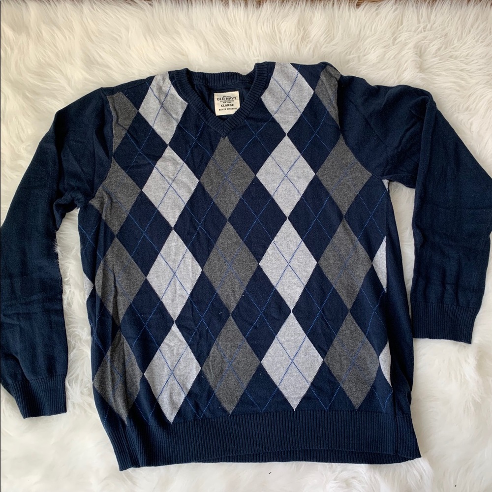 Old navy sweater